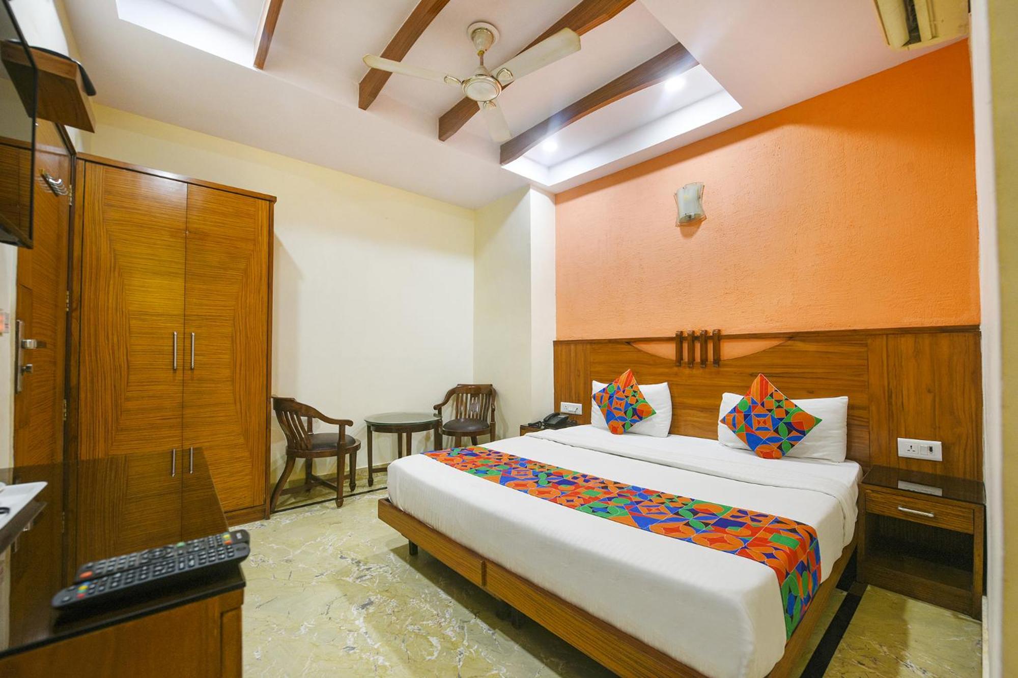 Fabhotel Jaggi Palace Karol Bagh Delhi  Exterior foto