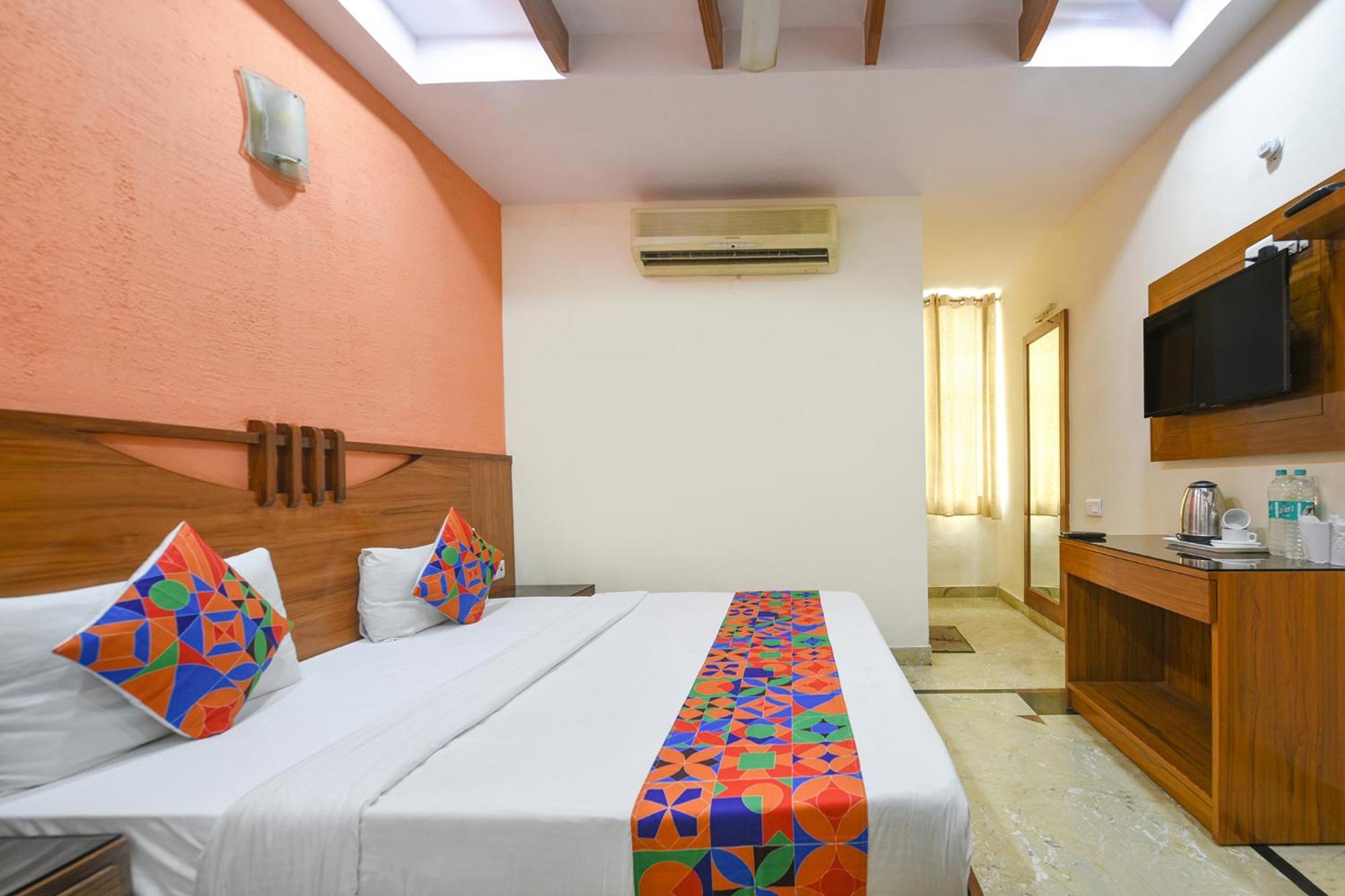Fabhotel Jaggi Palace Karol Bagh Delhi  Exterior foto