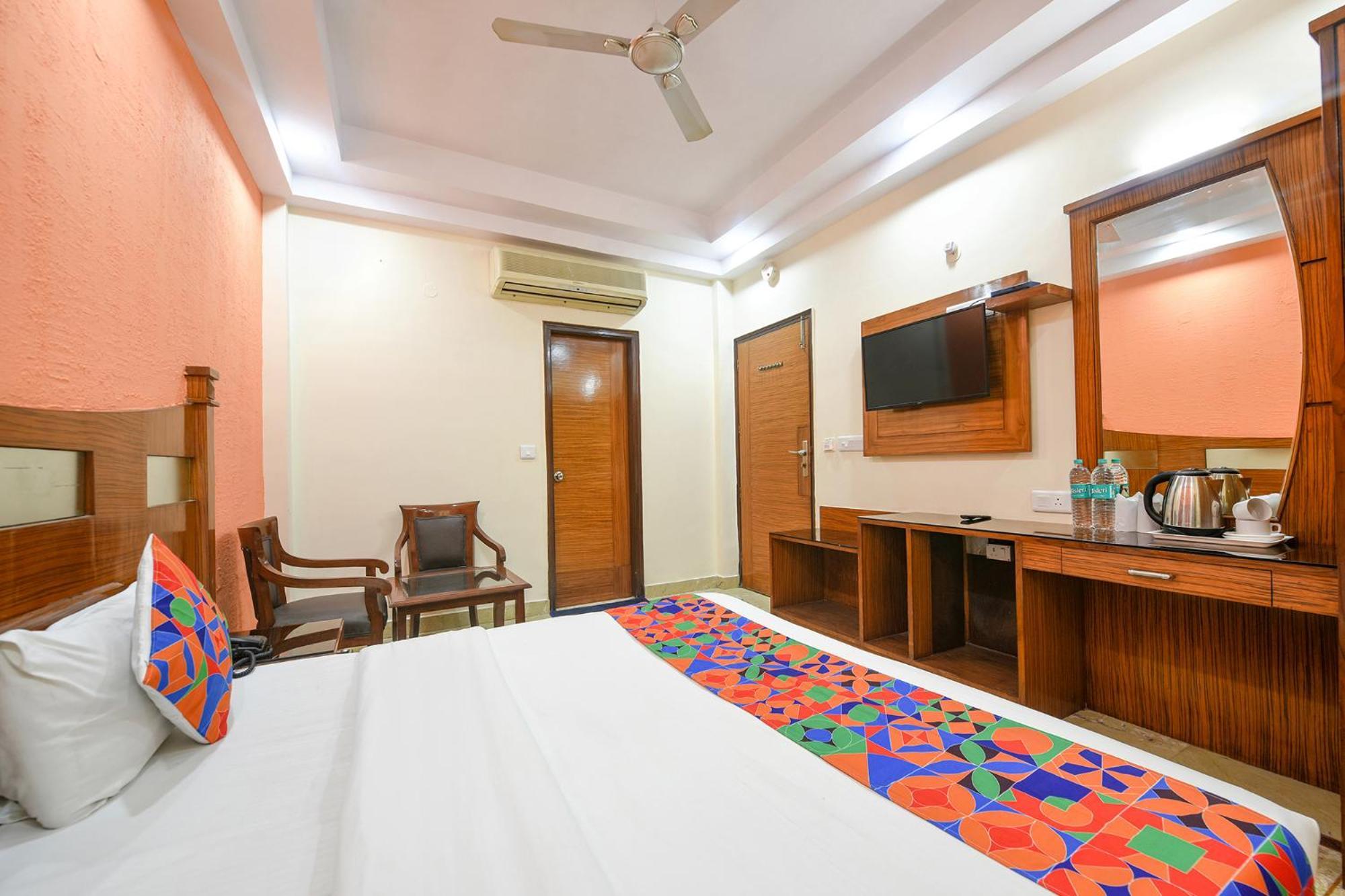 Fabhotel Jaggi Palace Karol Bagh Delhi  Exterior foto