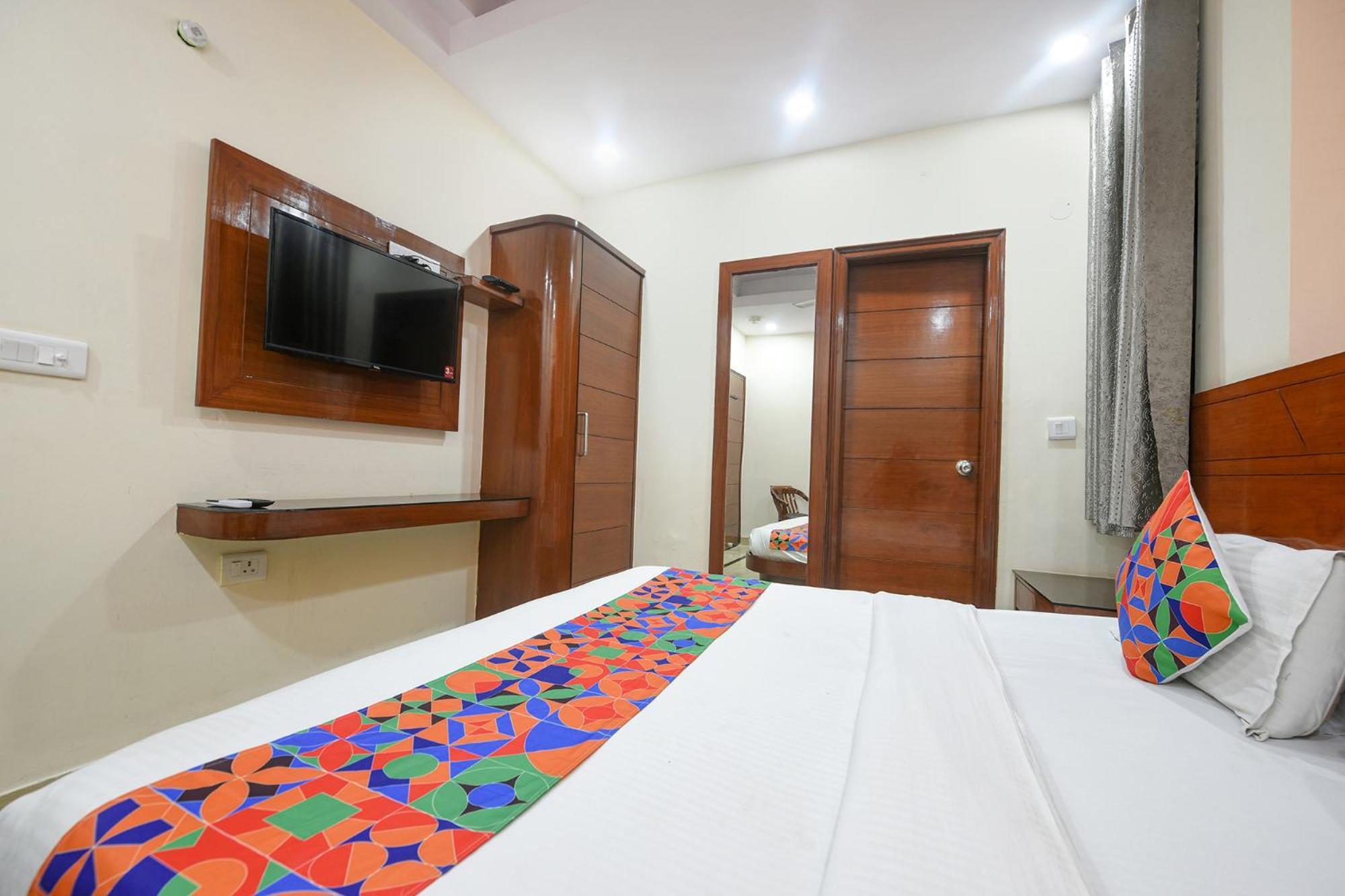Fabhotel Jaggi Palace Karol Bagh Delhi  Exterior foto